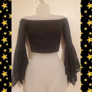 Bellsleeve crop top